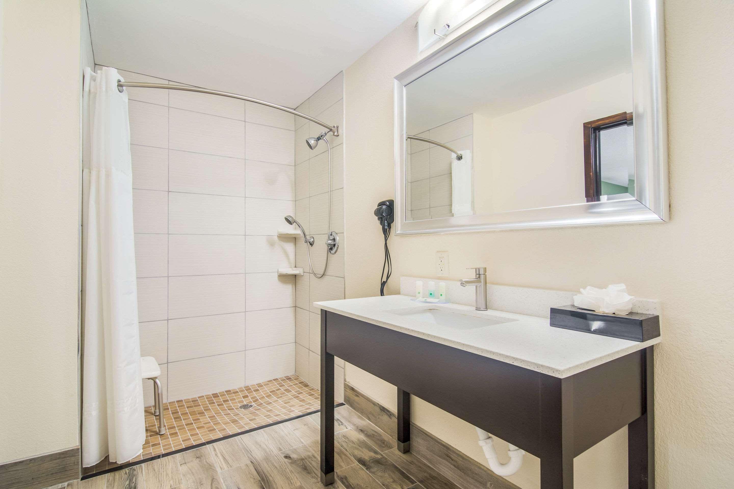Quality Inn & Suites Lake City Eksteriør billede